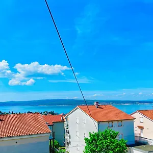  Apartman Avis