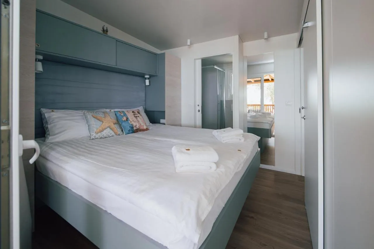 Mobile Homes Selce - Lighthouse Holiday home