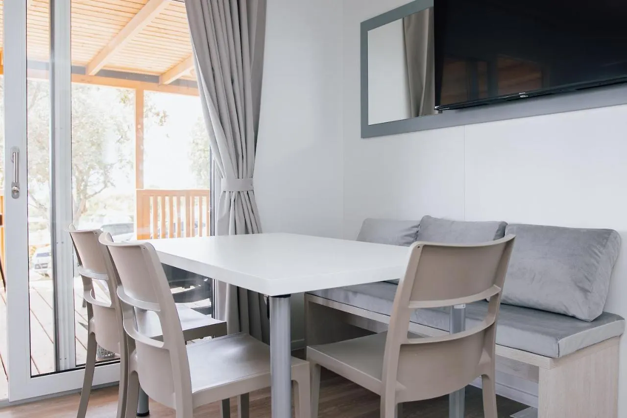 Mobile Homes Selce - Lighthouse Holiday home